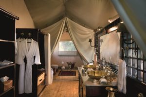 duba expedition camp botswana bathroom