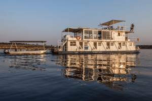 houseboat photographic safari chobe river botswana external