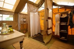 serengeti safari camp bathroom