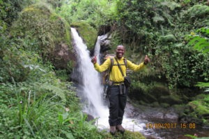 rwenzori trekking uganda guide 1