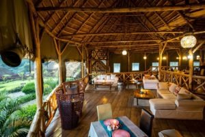 crater safari lodge uganda lounge