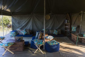 rwanda akagera karenge bush camp lounge