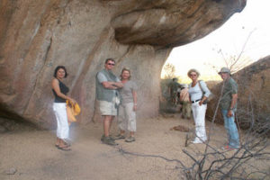 Namibia Damaraland Ai Aiba Rock Painting Lodge11